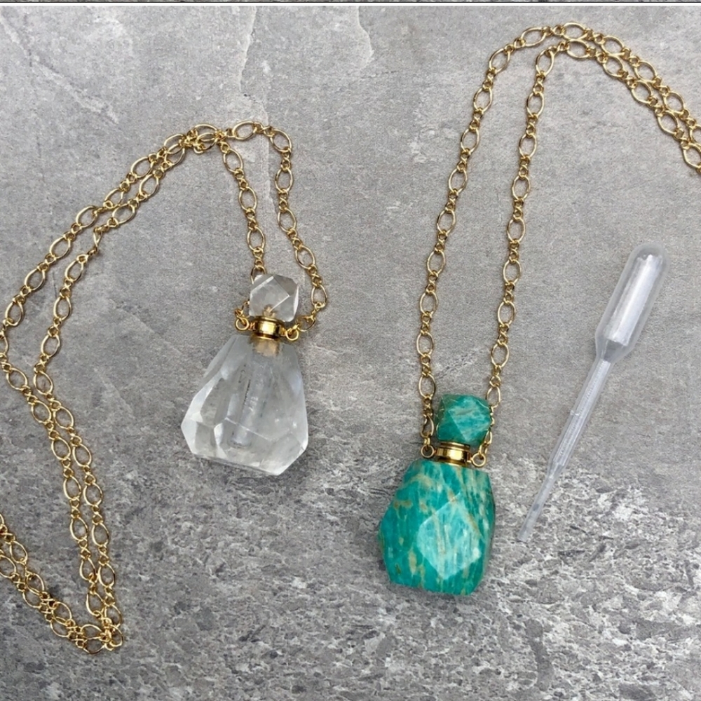 🧡 Stone Bottle Diffuser Boho 22K Gold Necklace - Picture 6 of 8
